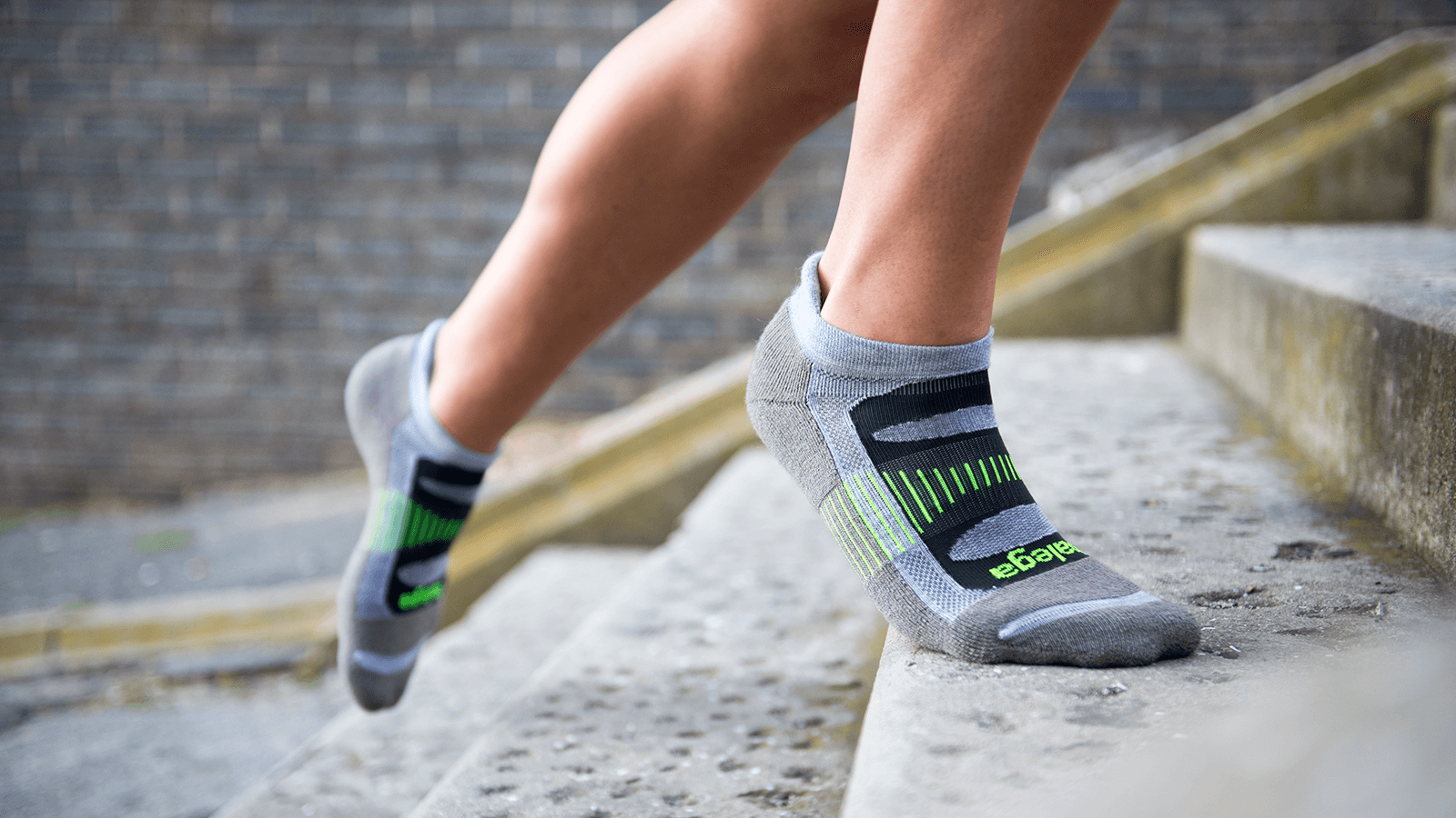 Socs 5. Сокс. Менять носки. Running Ankle Socks Nike Green. Носки мода 2022.